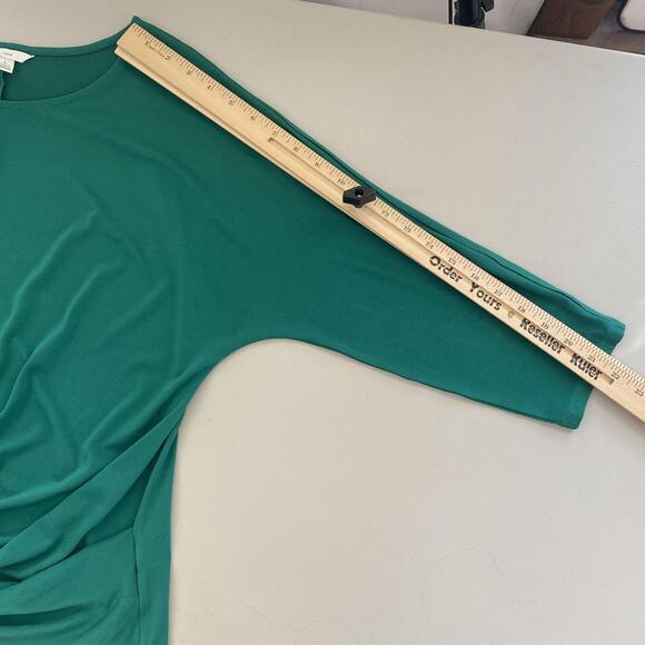 Cato Top Women Large Kelly Green Dolman Sleeve Twist Front Dressy Holiday Slinky - Picture 6 of 12